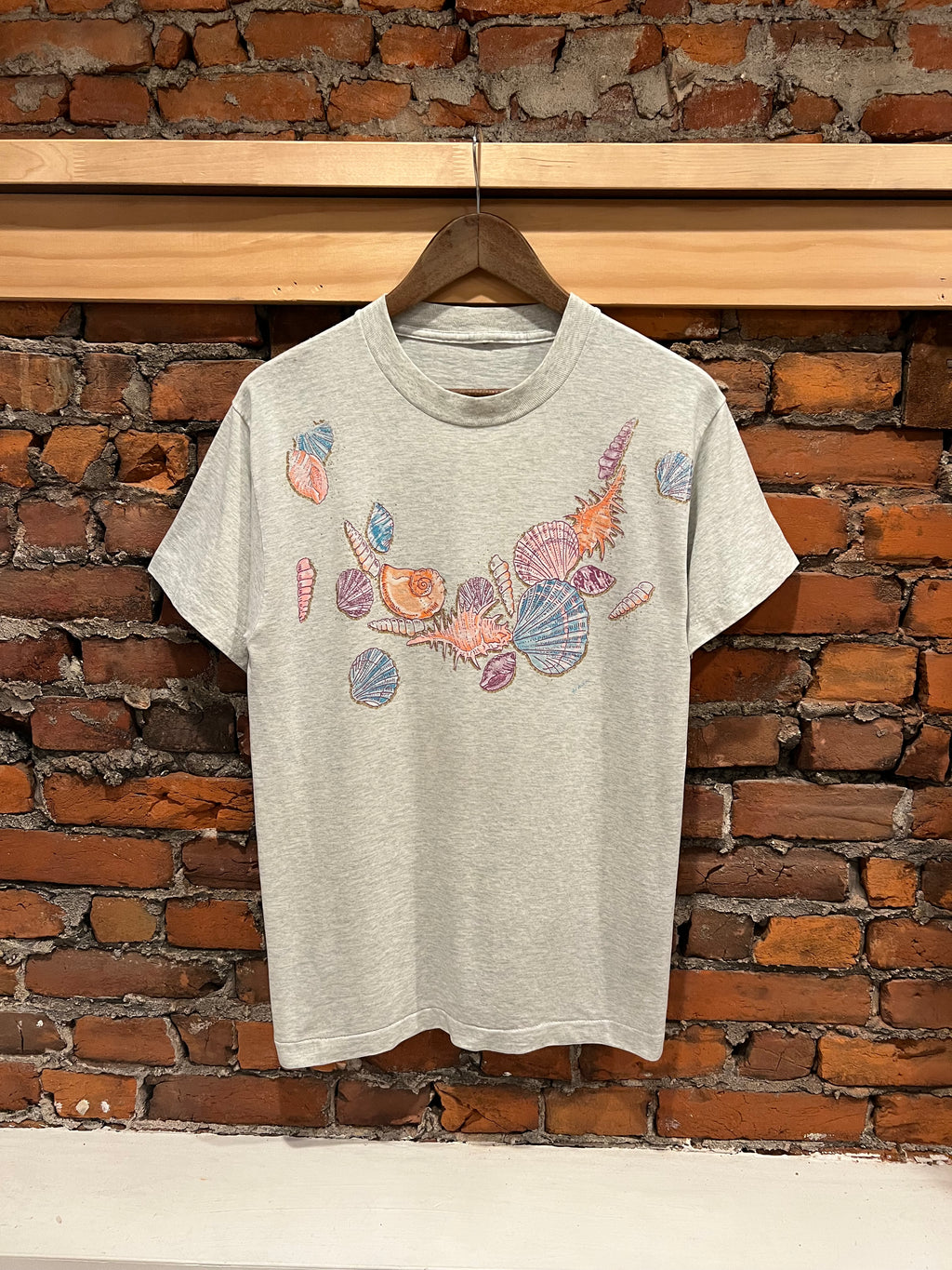 Vintage 90s Sea Shell Tee (M)