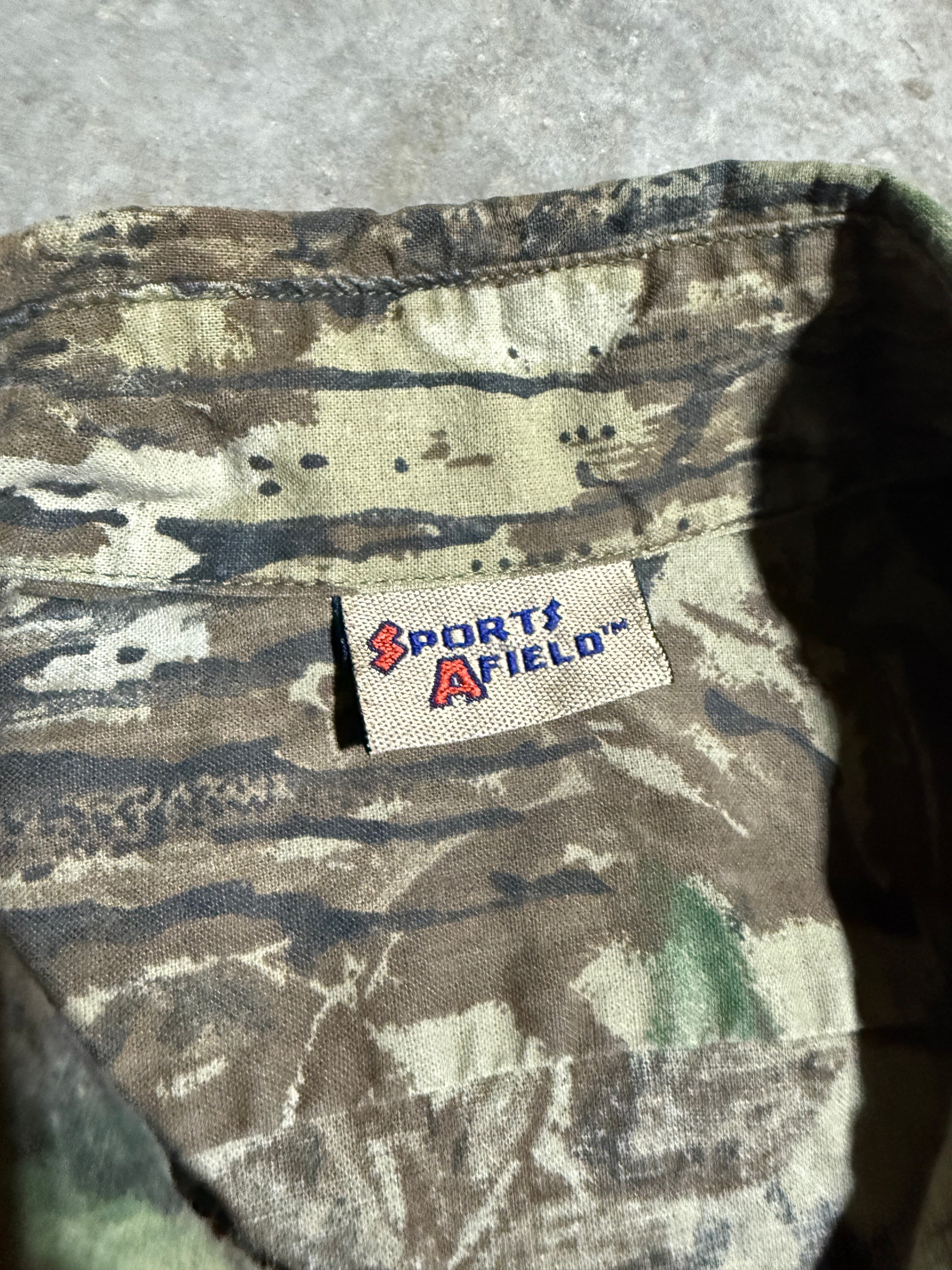 Vintage Sports Afield Camo Button Up Shirt (M)