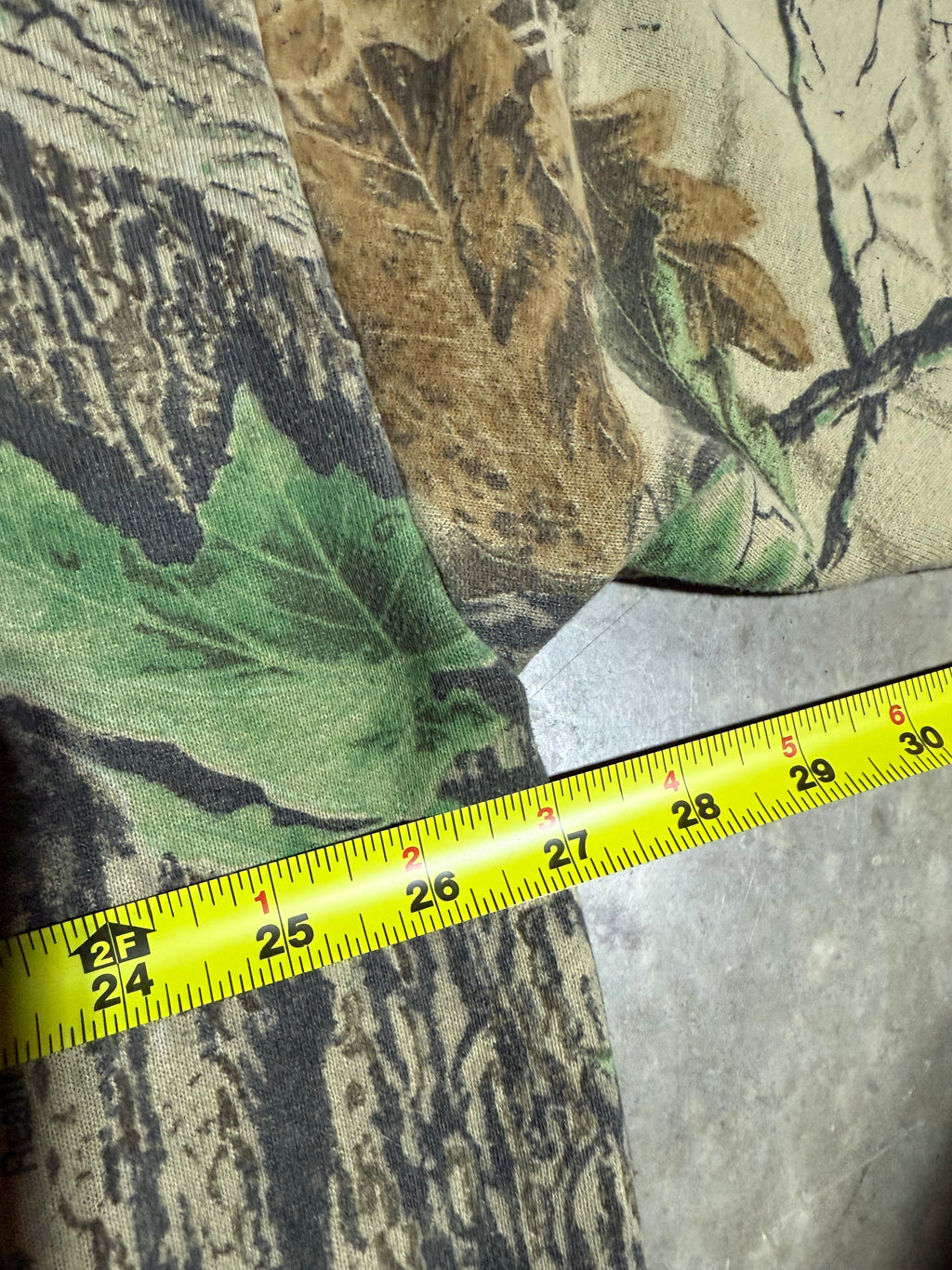 Vintage Jerzees Outdoors Camo Quarterzip Sweatshirt (2XL)