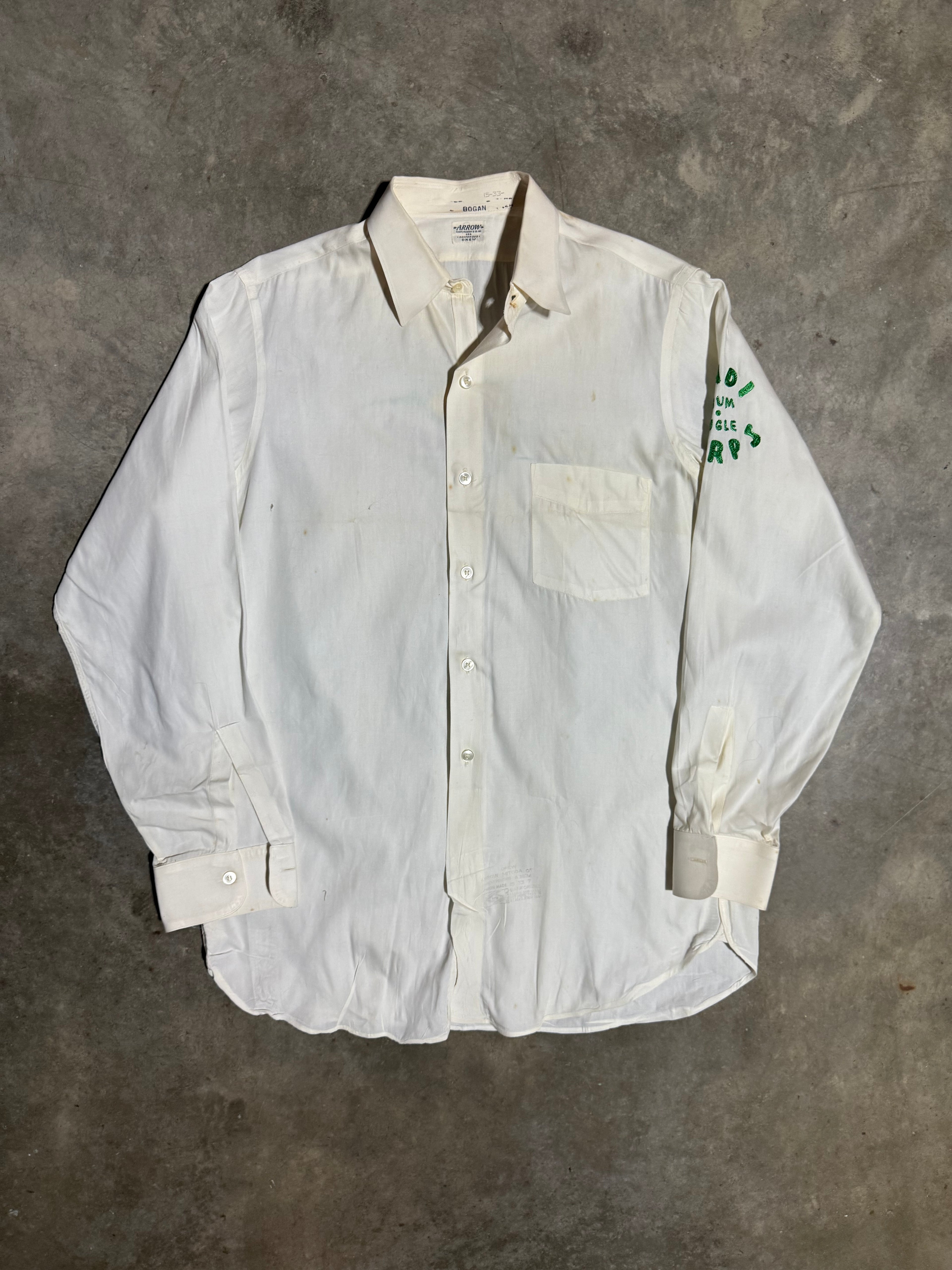 Vintage Distressed 70s Shriners Embroidered Arrow Button Up Shirt (M/L)