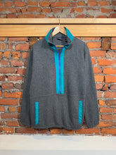 Load image into Gallery viewer, Vintage Zero Proof Fleece Pullover (M)
