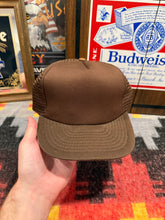 Load image into Gallery viewer, Vintage Blank Brown SnapBack Trucker Hat
