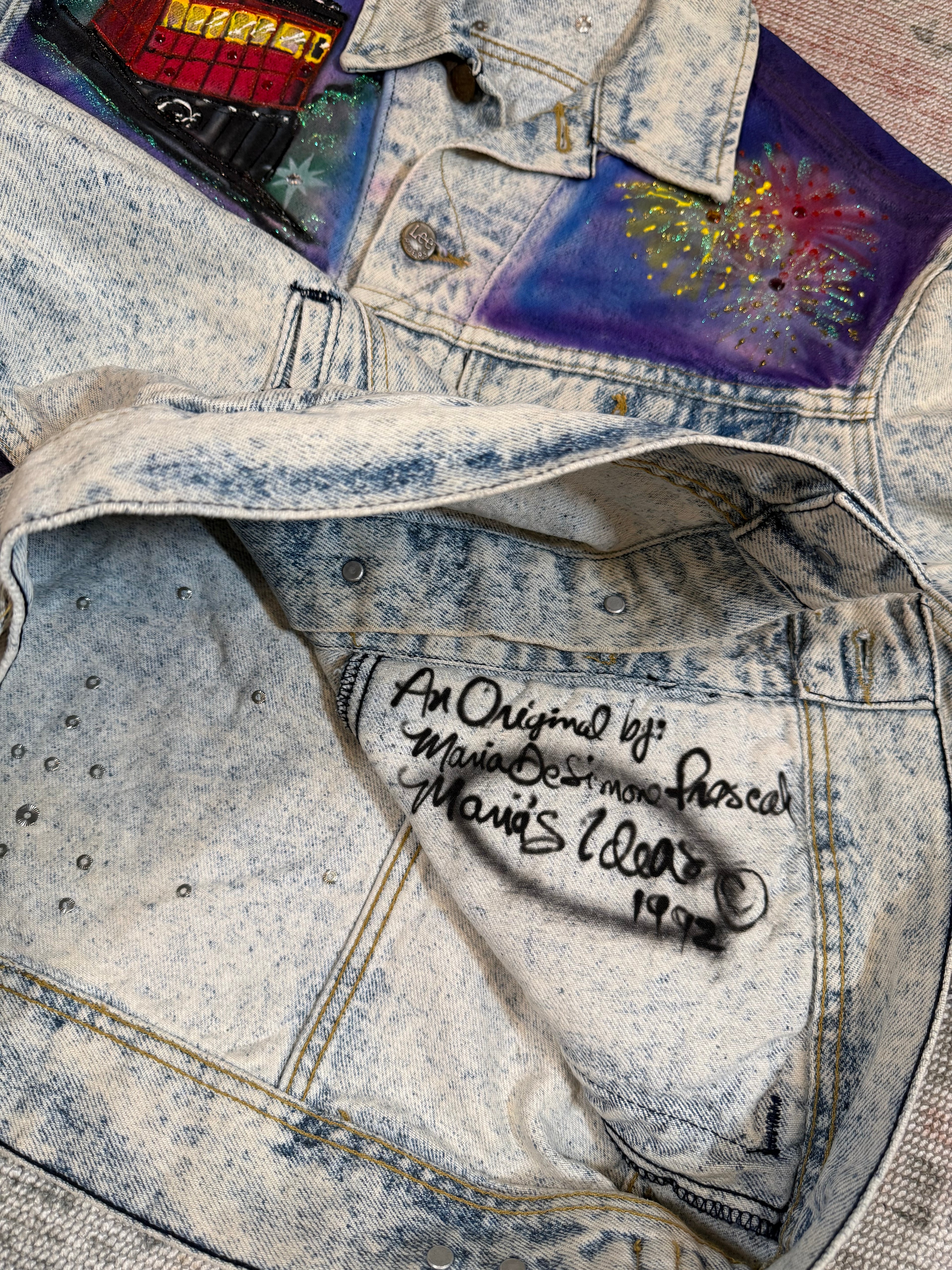 Vintage 1992 Pittsburgh Bedazzled Hand Painted Lee Jean Jacket (M)