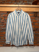 Load image into Gallery viewer, Vintage Gap Blue Striped Shirt (L)
