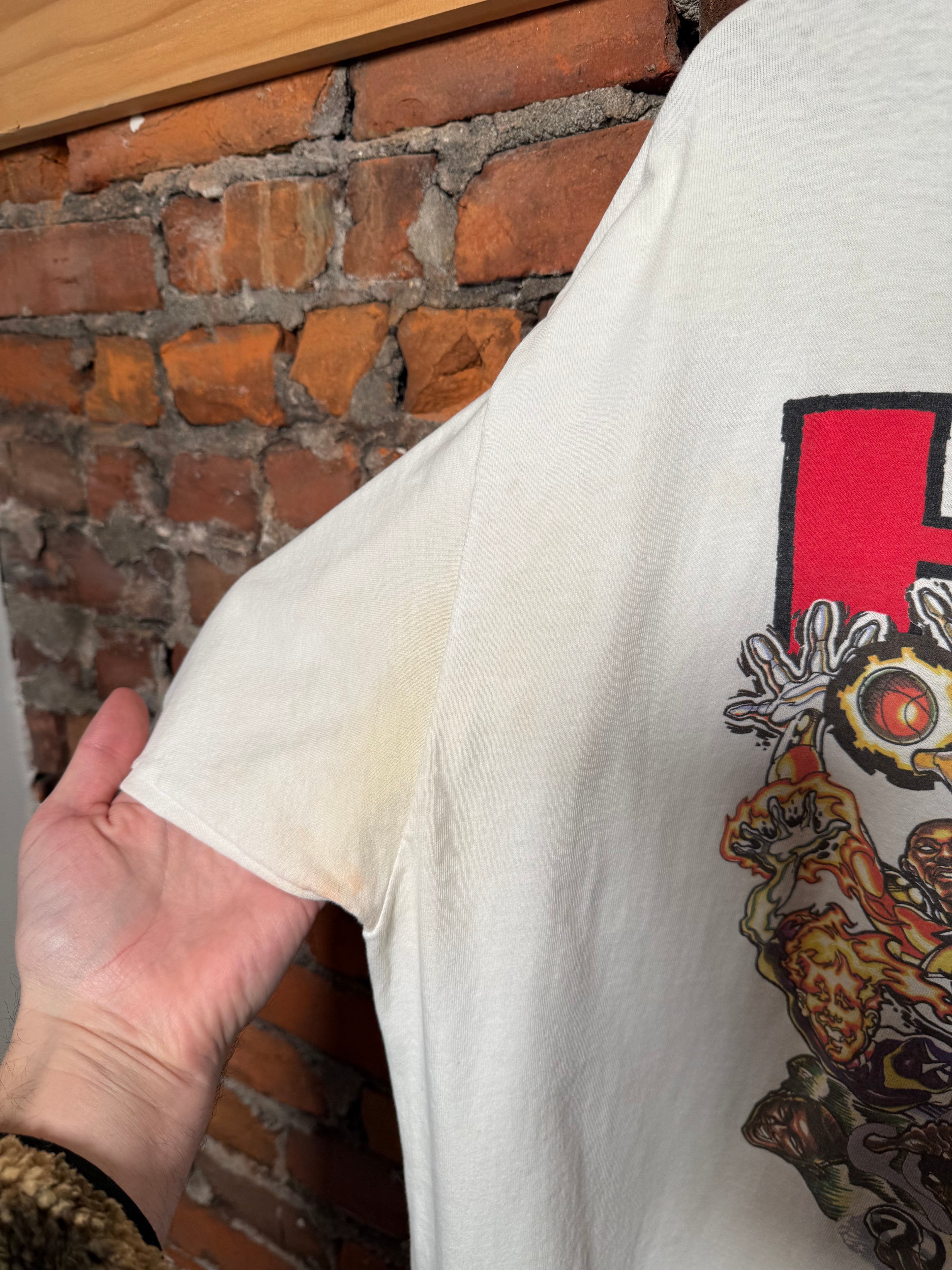 Vintage 90s Distressed Hoop Alliance Reebok T-Shirt (2XL)
