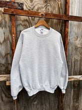 Load image into Gallery viewer, Vintage Grey 90s Russell Athletic Crewneck (M)
