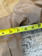 Load image into Gallery viewer, Vintage 70s Camp 7 Puffer Jacket (S)
