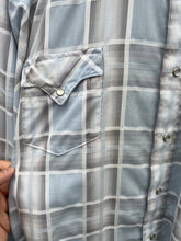 Load image into Gallery viewer, Vintage Tem Tex Blue/Grey Pearl Snap Shirt (L)
