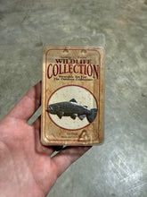 Load image into Gallery viewer, Lot of 6 Vintage Fish/Ocean Wildlife Pins
