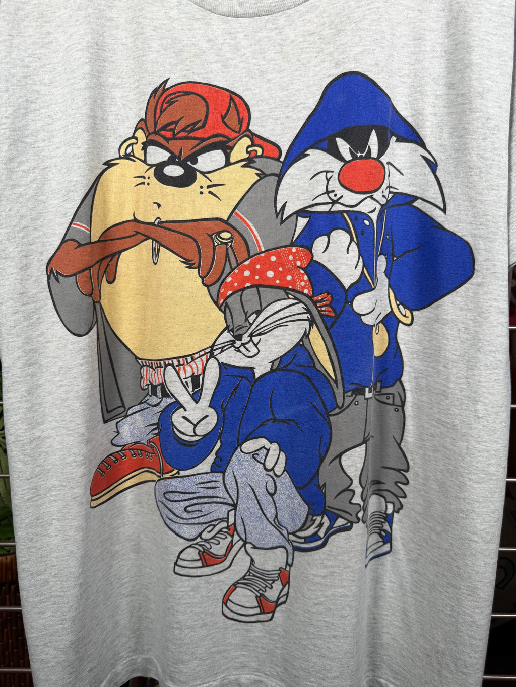 Vintage 90s Street Looney Tunes Tee (L)