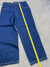 Load image into Gallery viewer, Y2K Balla NYC Baggy Jeans (36x31.5)
