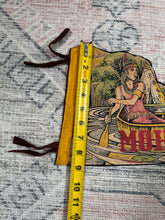 Load image into Gallery viewer, Vintage 50s/60s Mohawk Trail Canoe Pennant (23inch)
