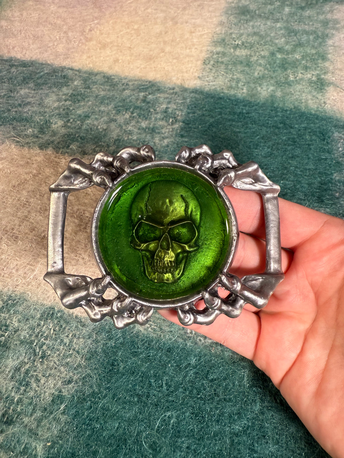 Vintage 3D Skull In Resin Claw Belt Buckle