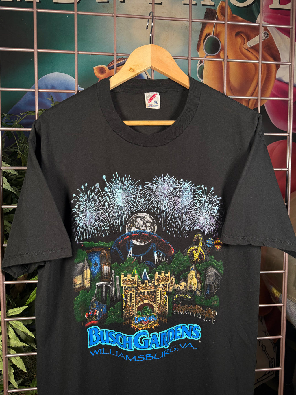 Vintage 90s Busch Gardens Theme Park Tee (XL)