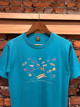 Load image into Gallery viewer, Vintage 80s Summer Tee (M)
