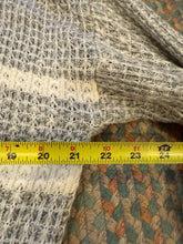Load image into Gallery viewer, Vintage Street Closed Grey Knit Sweater (S)
