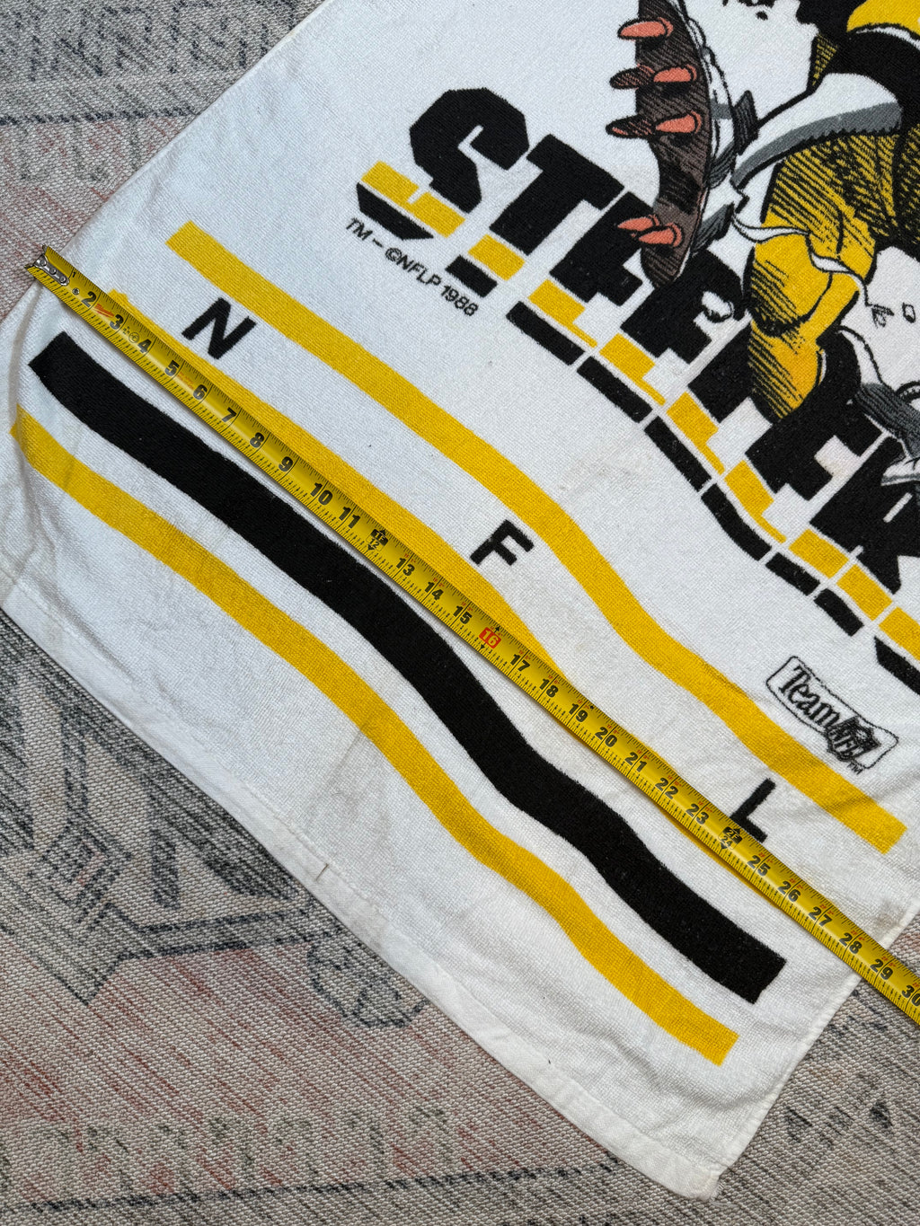 Vintage 1988 Jack Davis Pittsburgh Steelers Towel