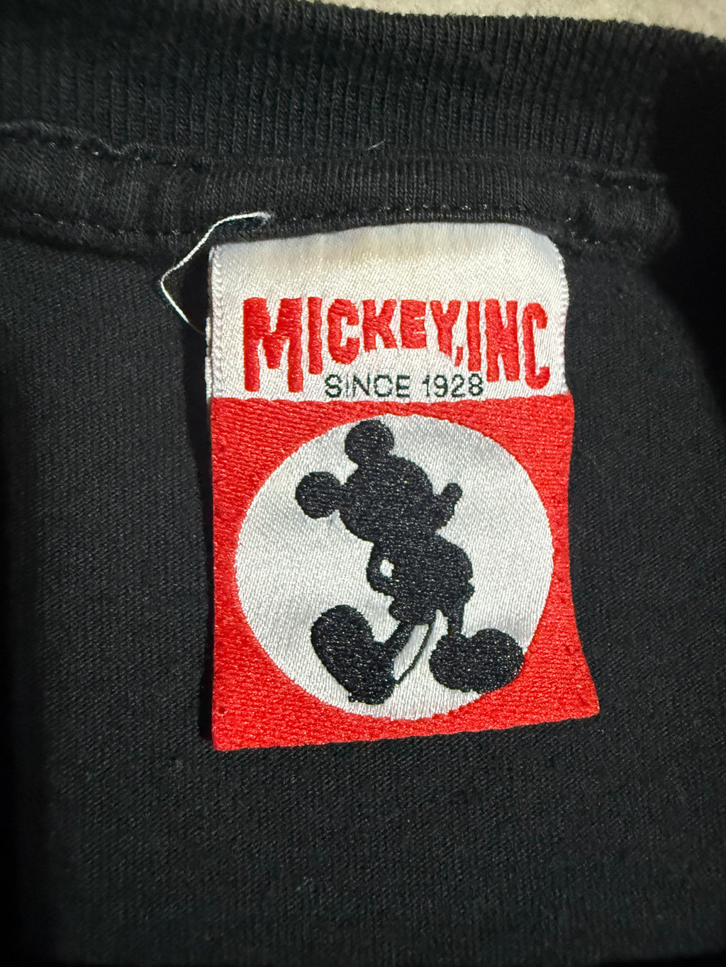 Vintage Winnie The Pooh Disney Tee (M)