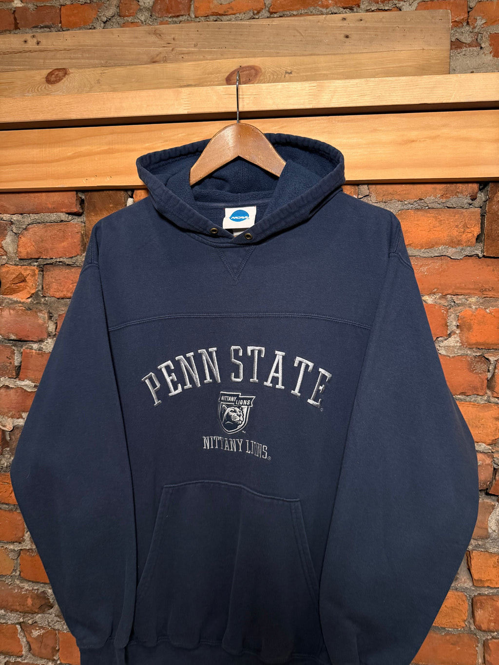 Vintage Penn State University Embroidered Hoodie (L)