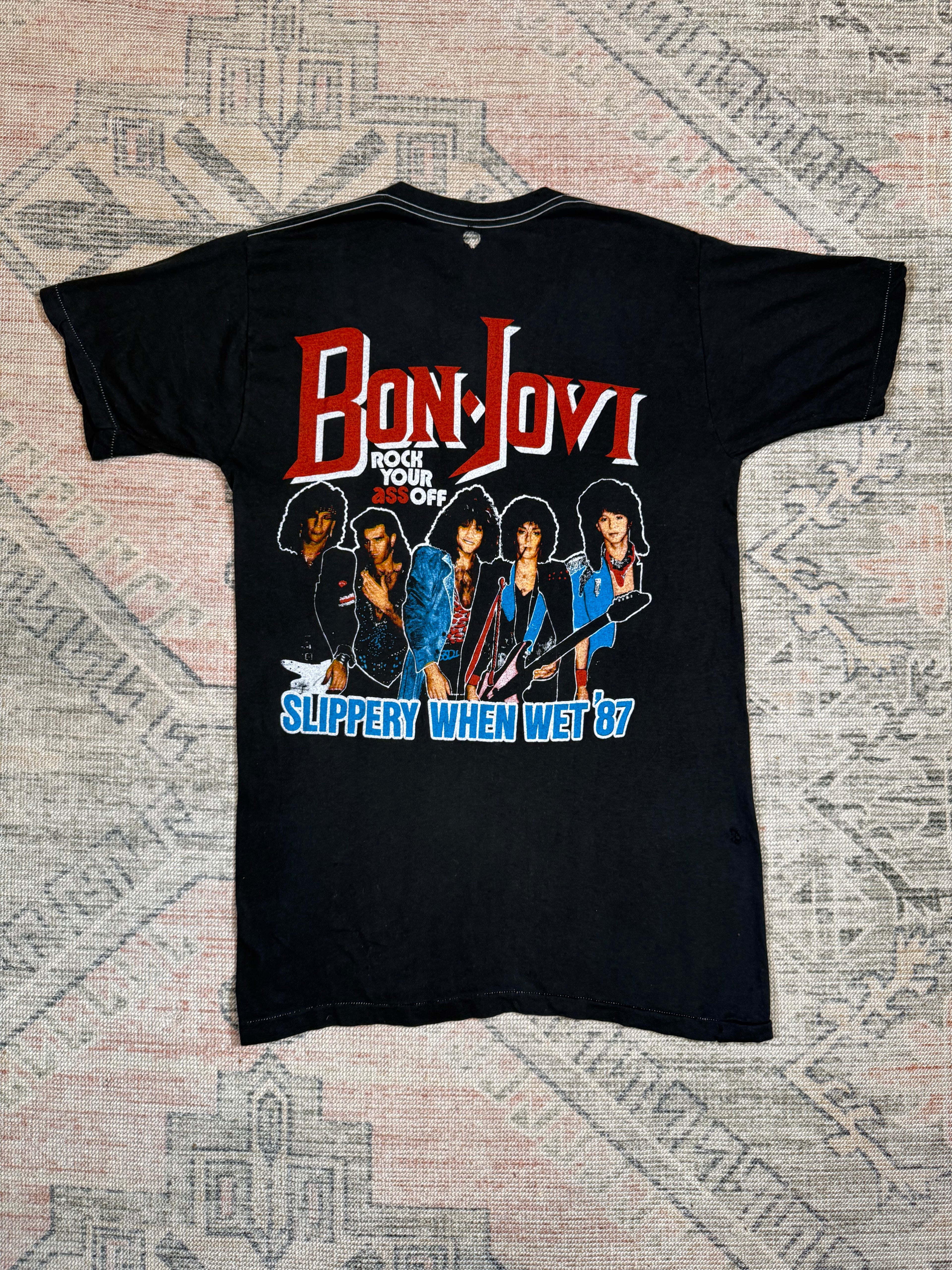 Vintage 1987 Bon Jovi Slippery When Wet Concert Tee (S/M)