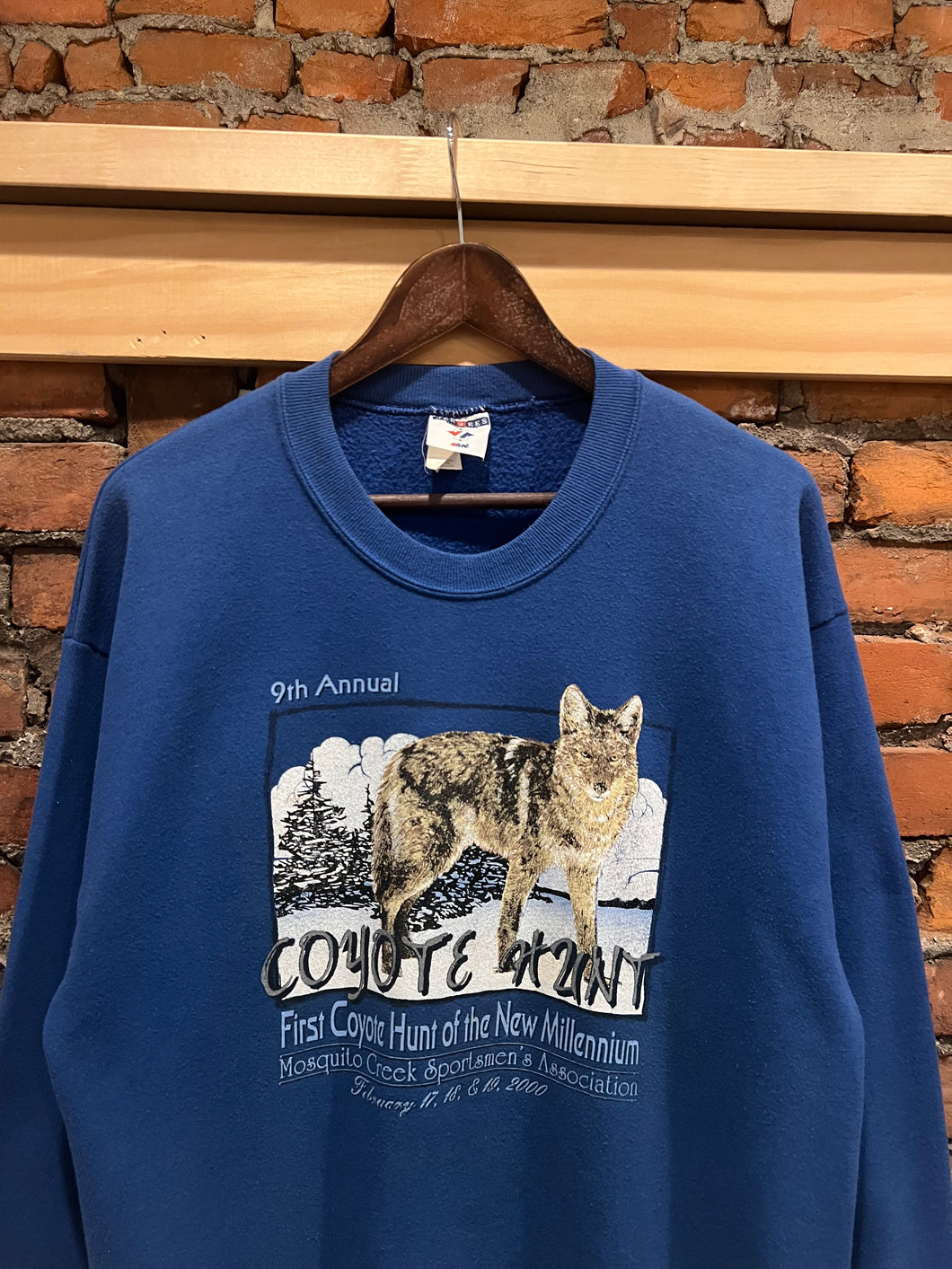 Vintage 2000 Coyote Hunt Crewneck (M/L)