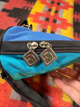 Load image into Gallery viewer, Vintage 1998 Scooby Doo Mini Backpack
