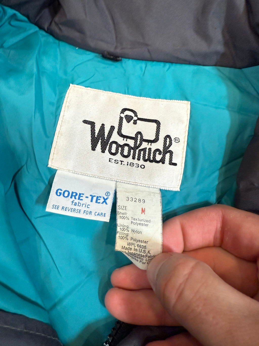 Vintage 80s Woolrich Gore-Tex Jacket (M)