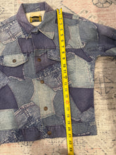 Load image into Gallery viewer, True Vintage Hayes Patchwork Pattern Jean Jacket (36, Small, see measurements)
