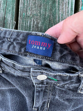 Load image into Gallery viewer, Vintage Tommy Hilfiger Womens Flare Jeans (7, 30x31)

