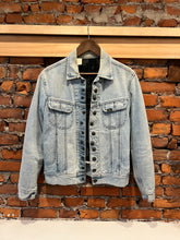 Load image into Gallery viewer, Vintage Lee Blanket Lined Jean Jacket (WS)
