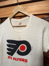 Load image into Gallery viewer, True Vintage 1970s Philadelphia Flyers Distressed T-Shirt (S/M)
