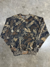 Load image into Gallery viewer, Vintage Ace Outdoors Camo Crewneck (XL)
