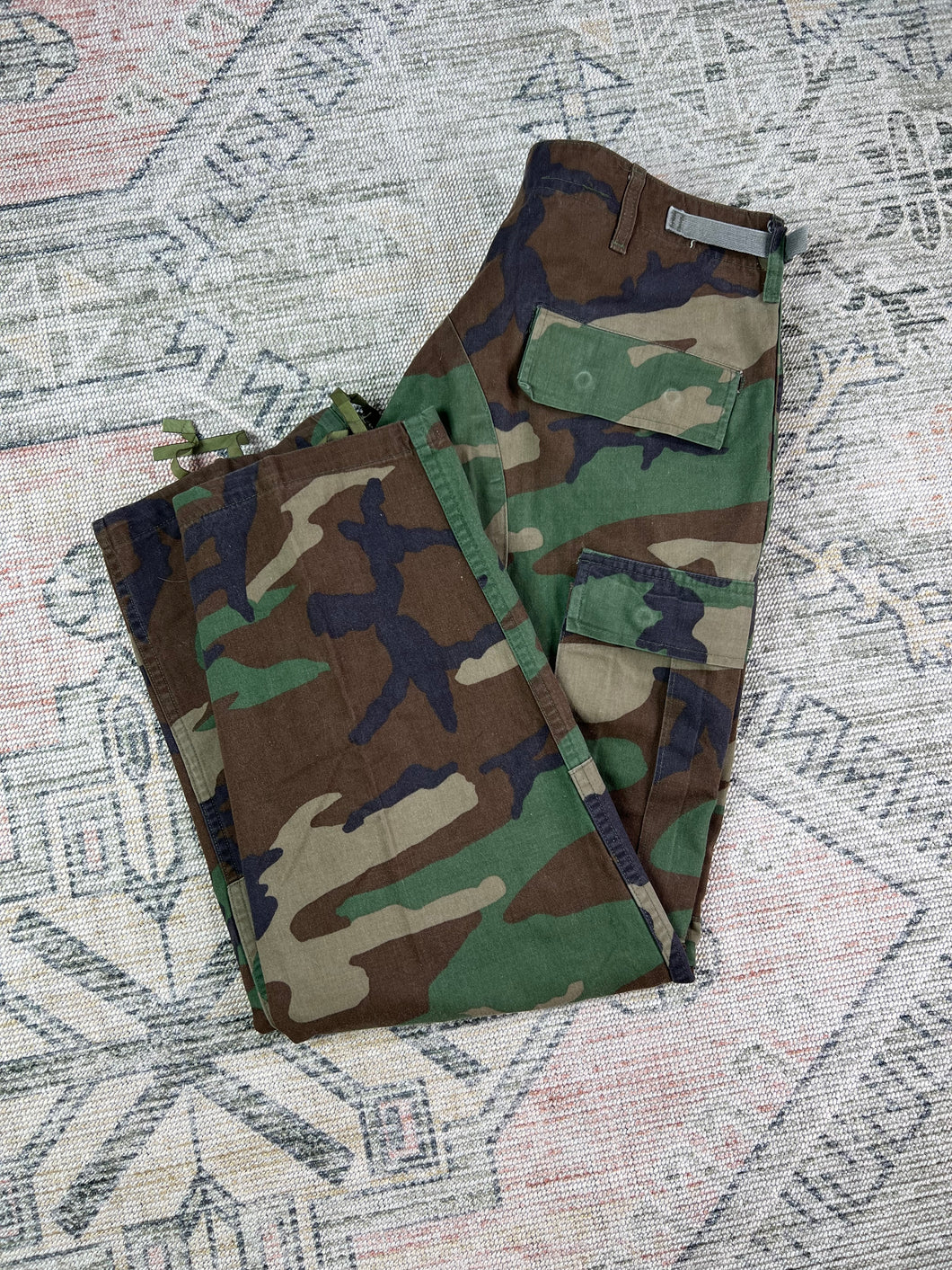 Adjustable Camo Military Pants (34x29)