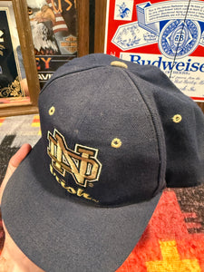 2000s Notre Dame Faded Fitted Hat (7 1/2)