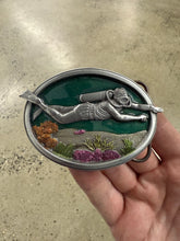 Load image into Gallery viewer, Vintage Snorkeling Belt Buckle
