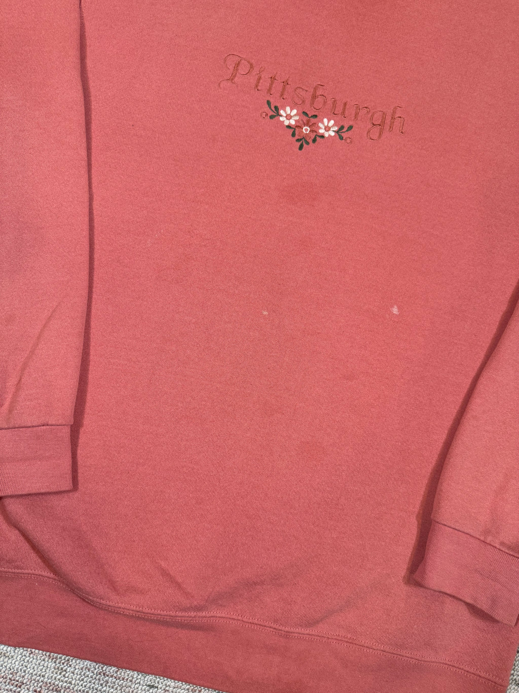 Vintage 90s Pink Pittsburgh Embroidered Crewneck (L)