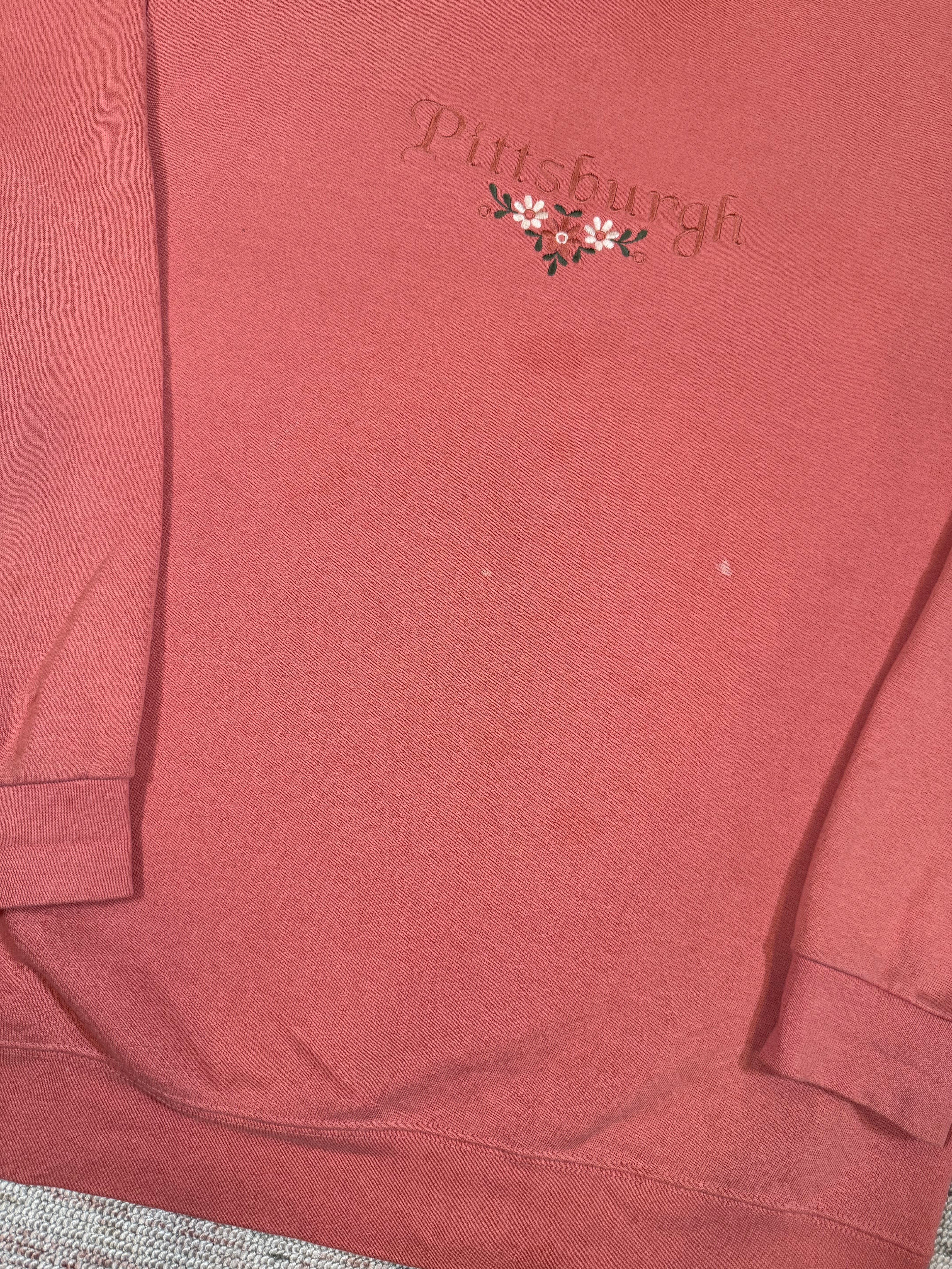 Vintage 90s Pink Pittsburgh Embroidered Crewneck (L)