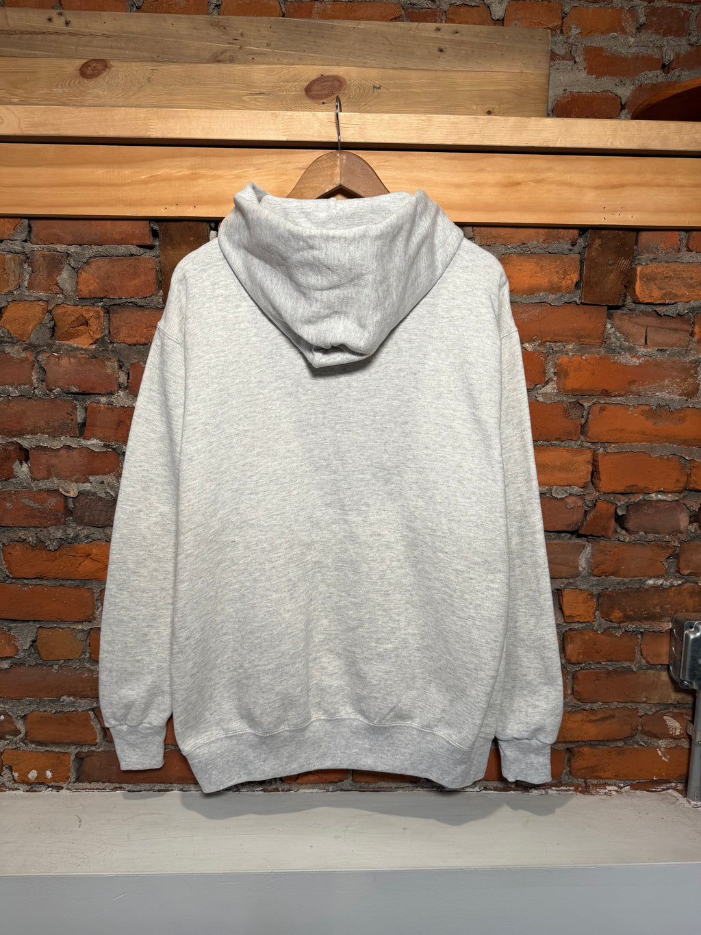 Vintage Unworn Atlanta Braves Nutmeg Hoodie (M)