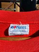 Load image into Gallery viewer, Vintage Late 80s Fly Wild Geese Crewneck (M)
