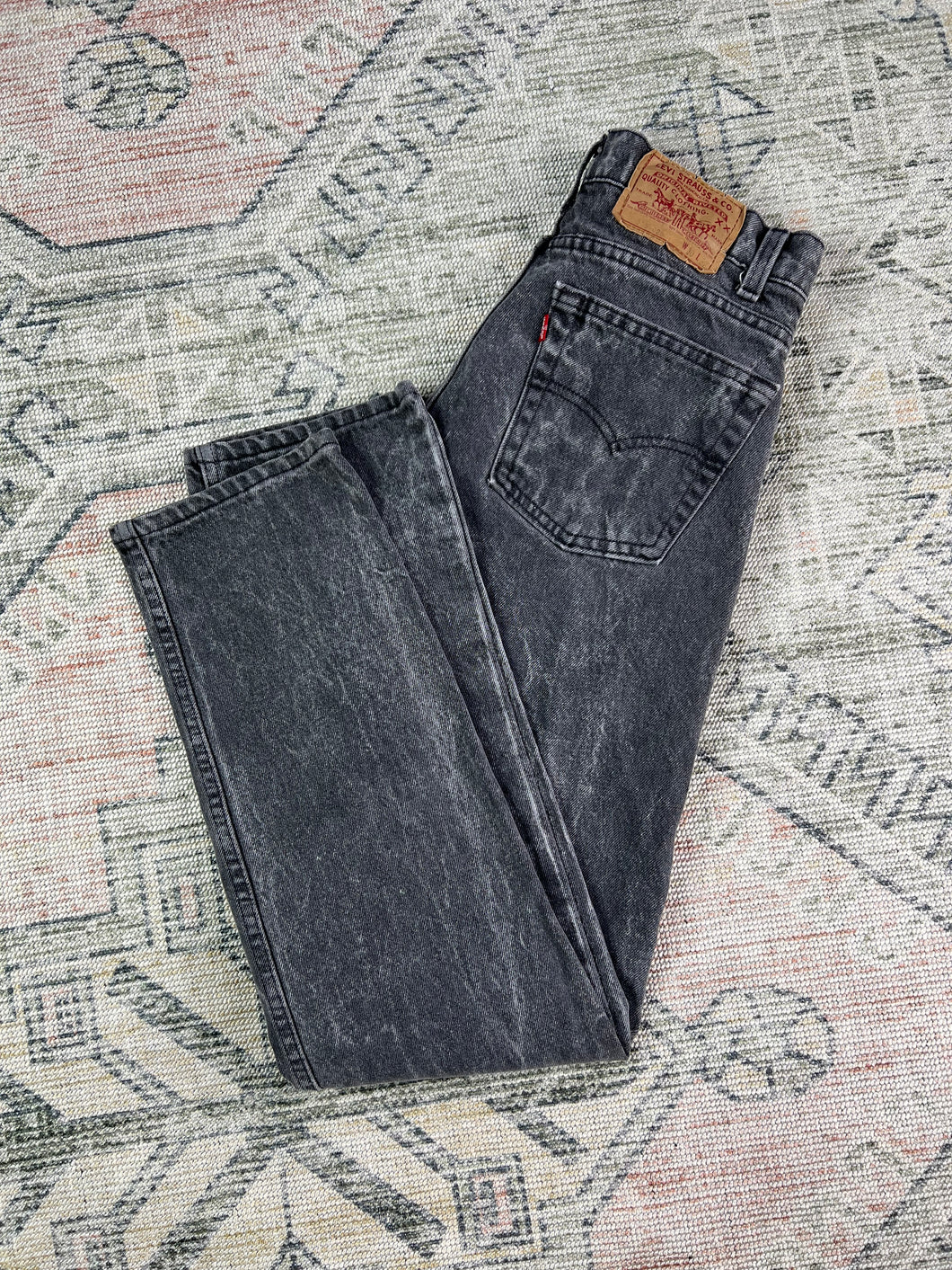 Vintage Faded Black Levi’s 505 Jeans (28x31)