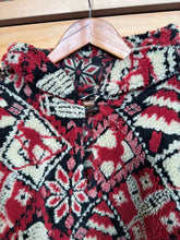 Load image into Gallery viewer, Vintage Eastern Mountain Sports Fleece Pullover (L)
