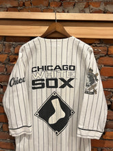 Load image into Gallery viewer, Vintage 90s Chicago White Sox Sleep Shirt (One Size)
