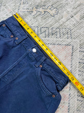 Load image into Gallery viewer, Vintage 90s Levi’s 505 Blue Button Fly Jeans (29x36)
