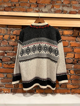 Load image into Gallery viewer, Vintage Squaw Valley Clasp Knit Sweater (WM)
