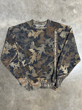 Load image into Gallery viewer, Vintage Ace Outdoor Unworn Camo Crewneck (M)
