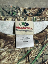 Load image into Gallery viewer, Mossy Oak Camo Longsleeve (M)
