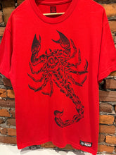 Load image into Gallery viewer, 2010 WWE Sting Scorpion Shirt (L)
