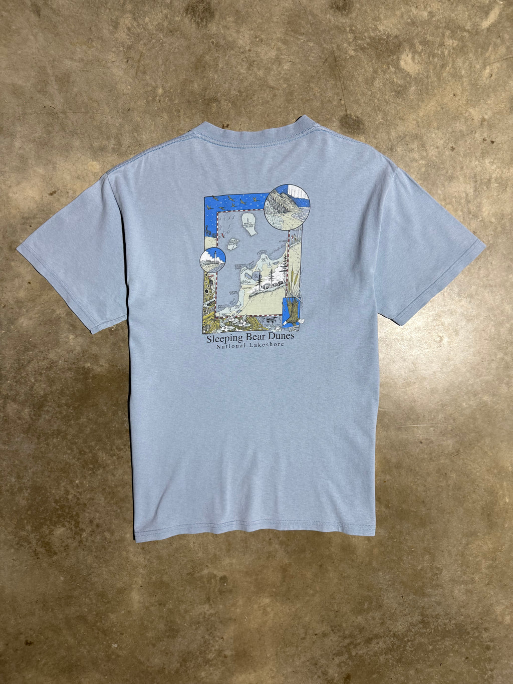 Vintage Sleeping Bear Dunes National Sea Shore T-Shirt (L)