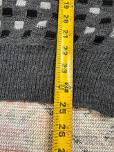 Load image into Gallery viewer, Vintage Hemingway Point Pattern Sweater (L)
