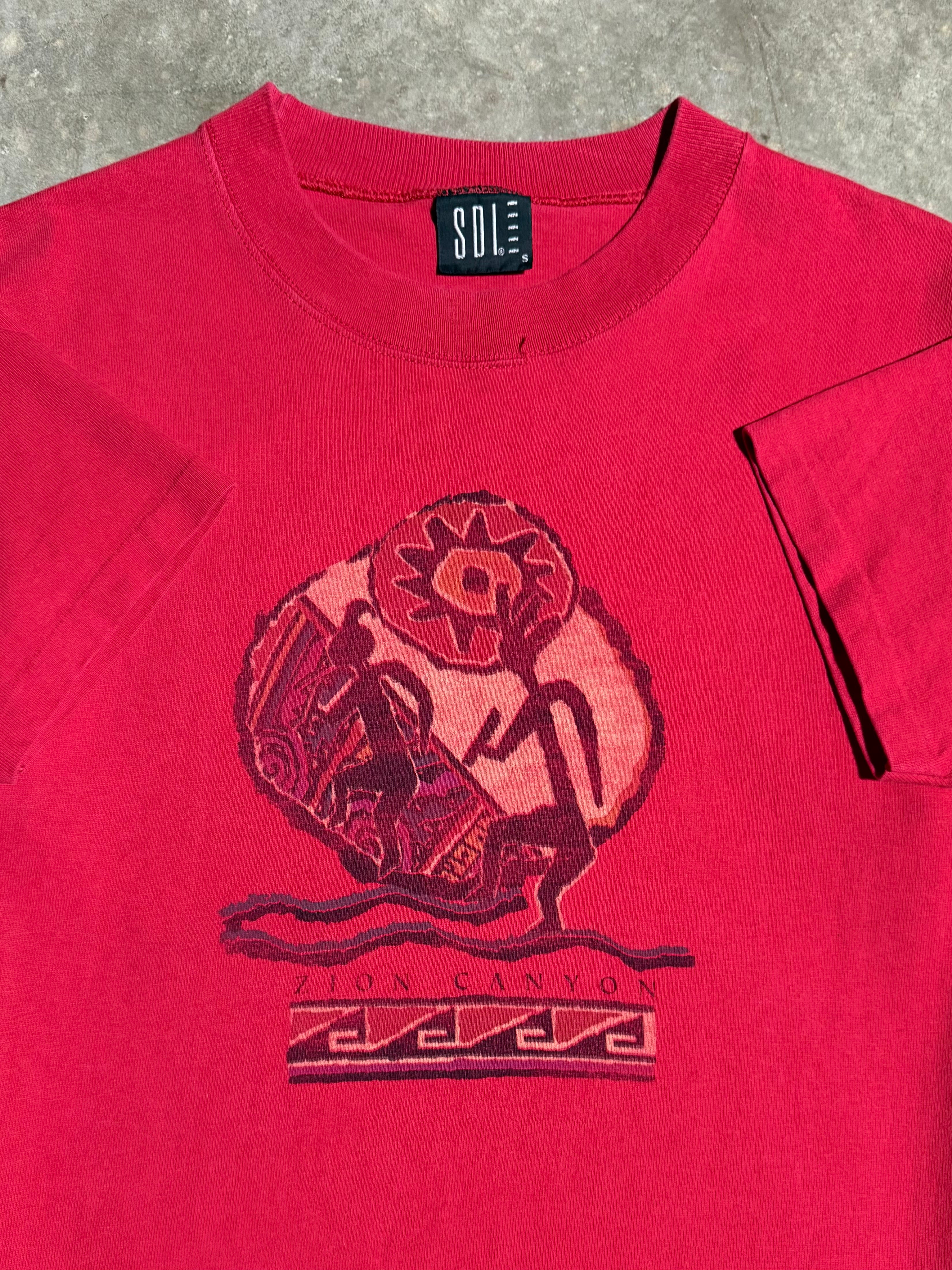 Vintage 90s Zion Canyon T-Shirt (S)
